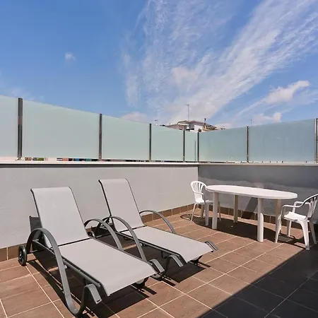 Estupendo Penthouse 2 , 1 Bano Wifi Málaga