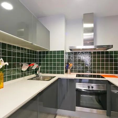 Apartamento Estupendo Penthouse 2 , 1 Bano Wifi *
